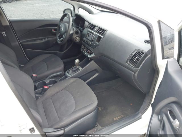 KNADM4A39E6381211 KIA RIO LX