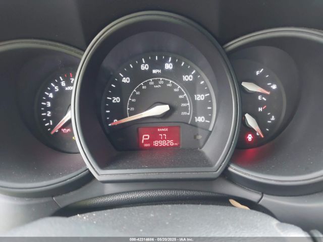KNADM4A39E6381211 KIA RIO LX
