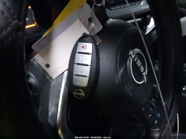 5N1BT3BB6NC701725 Nissan ROGUE SV