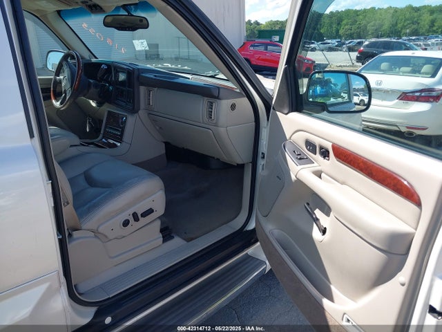 2005 CADILLAC ESCALADE ESV 3GYFK66N35G218053 Photo 4