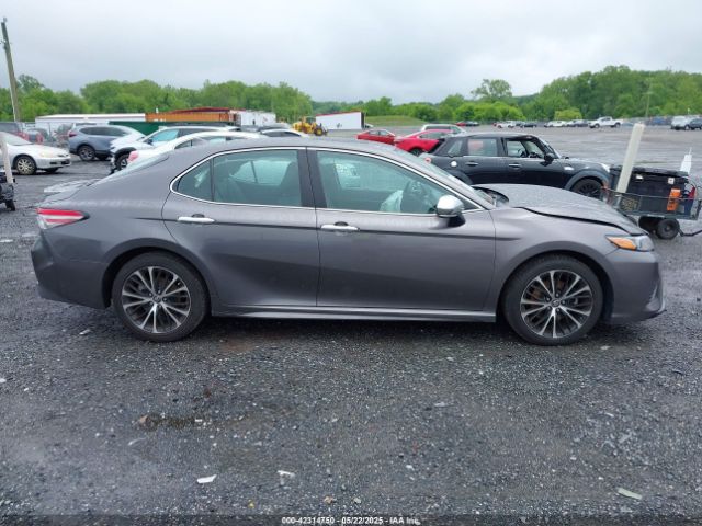4T1B11HK6KU778697 Toyota CAMRY SE