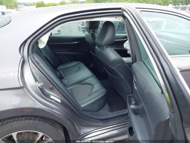 4T1B11HK6KU778697 Toyota CAMRY SE