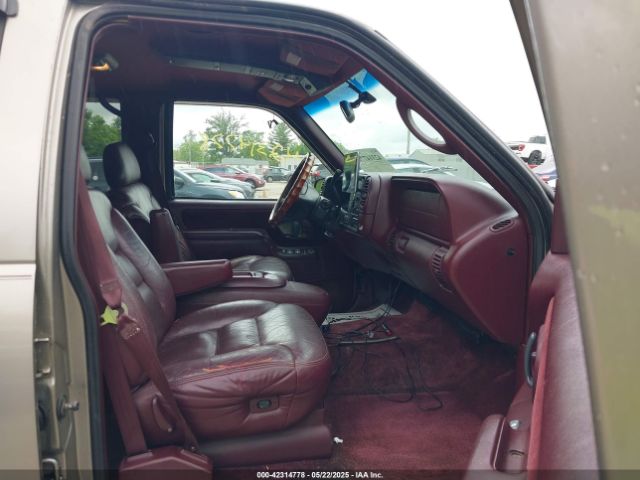 1999 CHEVROLET TAHOE 1GNEK13R8XR102093 Photo 4