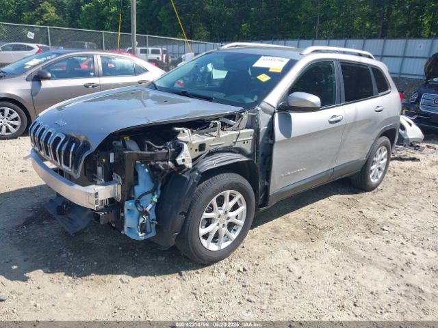1C4PJMCB5HW611179 Jeep Cherokee Latitude 4x4