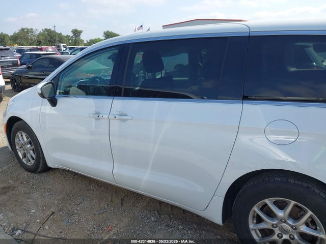 2C4RC1BG0PR616490 Chrysler Pacifica Touring L