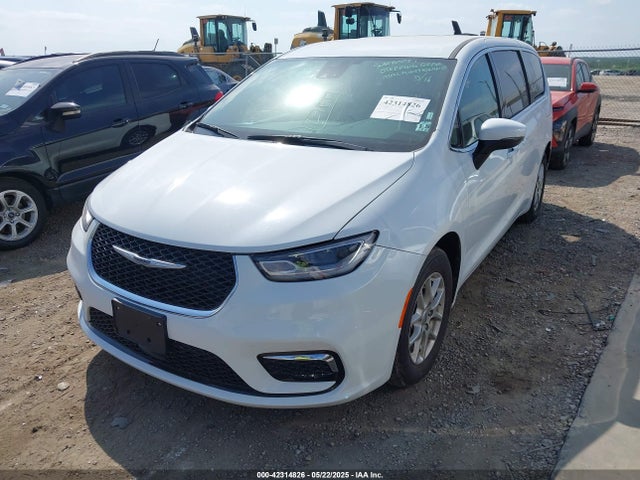 2C4RC1BG0PR616490 Chrysler Pacifica Touring L