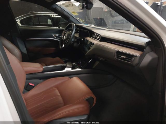 2019 AUDI E-TRON WA1VABGE3KB012371 Photo 4
