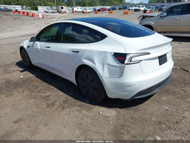 2024 TESLA MODEL 3 5YJ3E1EB3RF807254 Photo 2