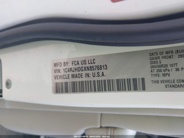 2022 JEEP GRAND CHEROKEE 1C4RJHDGXN8576813 Photo 8
