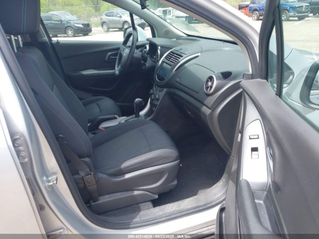 3GNCJLSB2GL186316 Chevrolet Trax Lt