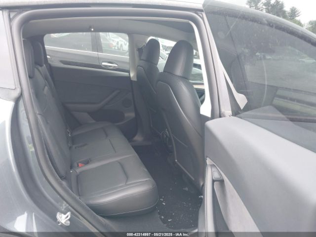 2023 TESLA MODEL Y 7SAYGDEE8PA023354 Photo 7