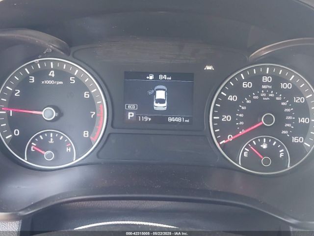 5XXGT4L35LG401081 KIA Optima Lx