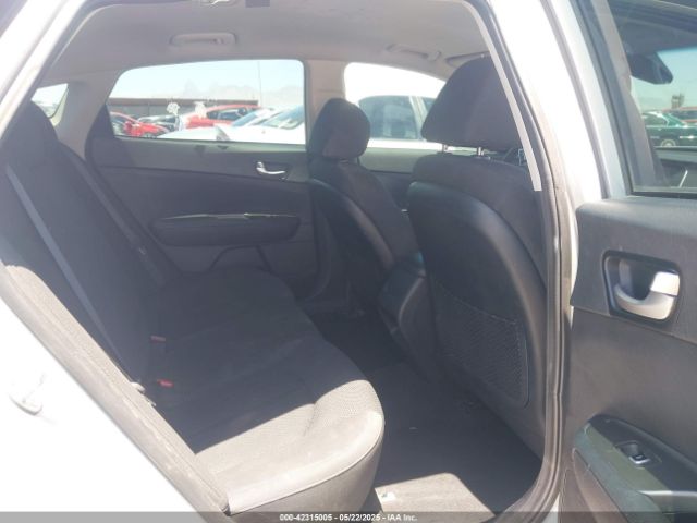 5XXGT4L35LG401081 KIA Optima Lx