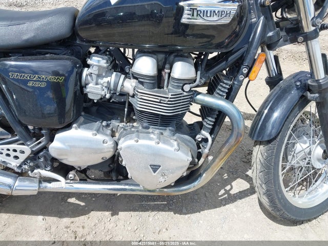 2015 TRIUMPH MOTORCYCLE THRUXTON SMT920K1XFT665620 Photo 7