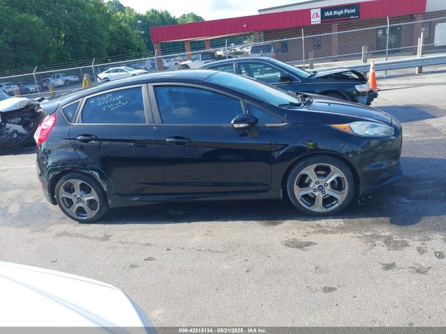 Ford FIESTA ST 2016 3FADP4GX3GM187996 Image 13