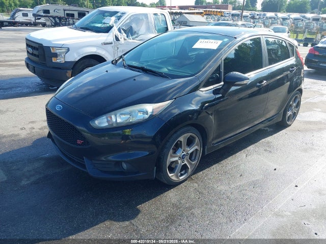 Ford FIESTA ST 2016 3FADP4GX3GM187996 Image 2