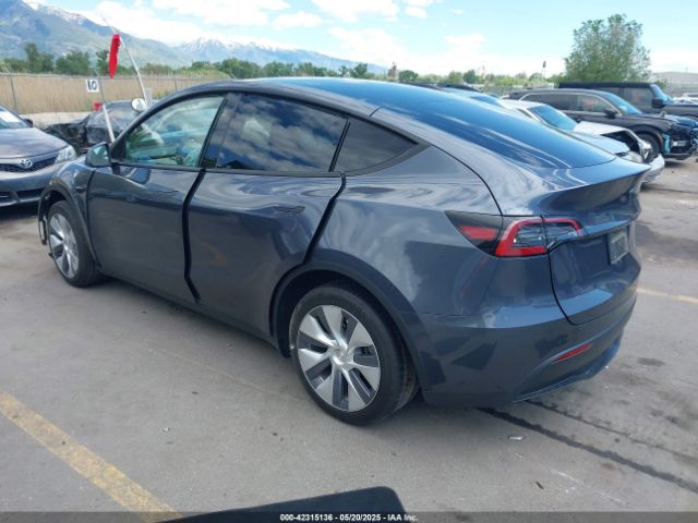 2023 TESLA MODEL Y 7SAYGDEE7PF852113 Photo 2