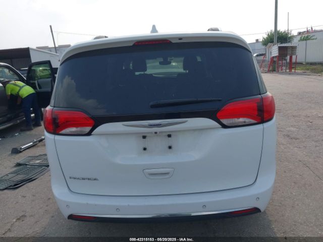 2C4RC1BG2KR609002 Chrysler Pacifica