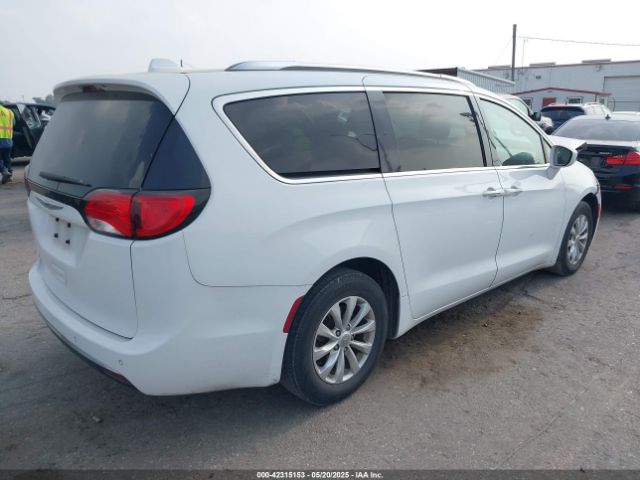 2C4RC1BG2KR609002 Chrysler Pacifica