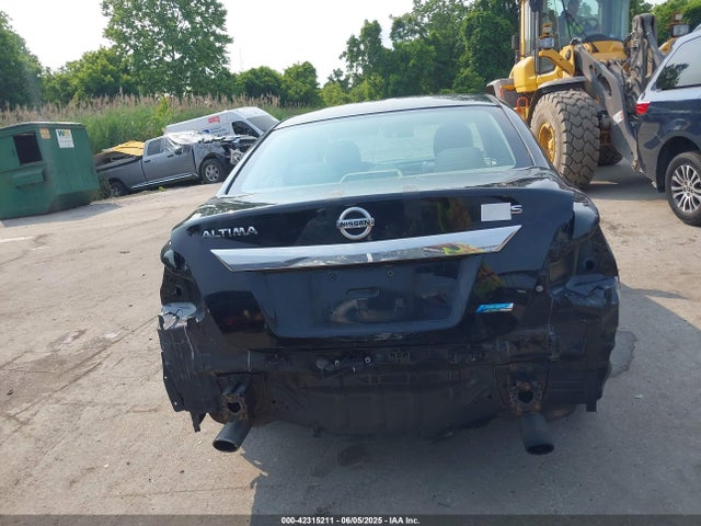 Nissan Altima 2.5 S 2014 1N4AL3AP1EC179055 Image 16