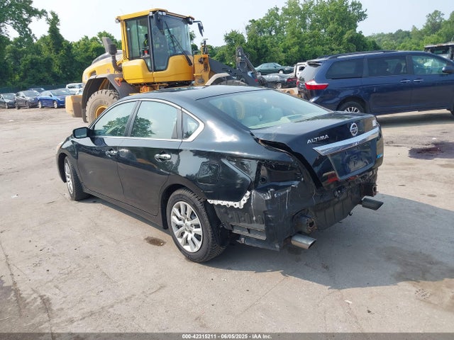 Nissan Altima 2.5 S 2014 1N4AL3AP1EC179055 Image 3