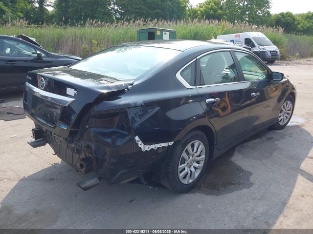 Nissan Altima 2.5 S 2014 1N4AL3AP1EC179055 Image 4