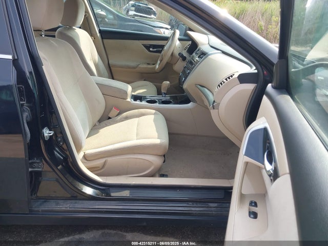 Nissan Altima 2.5 S 2014 1N4AL3AP1EC179055 Image 5