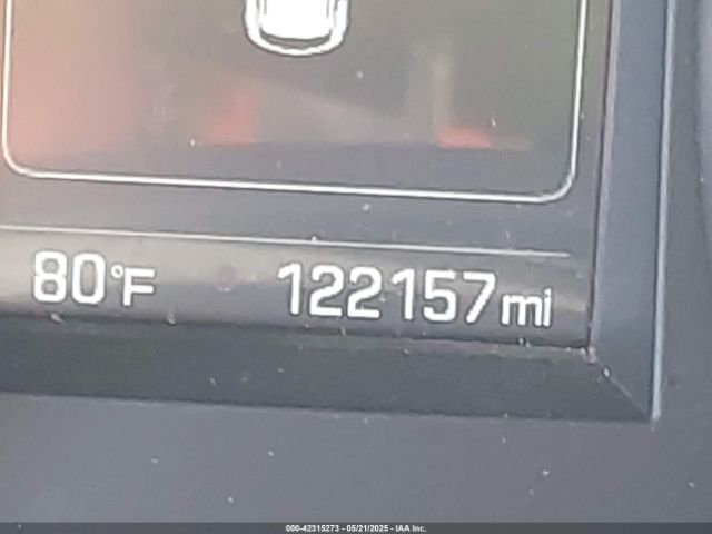 5NMZUDLB3HH047664 Hyundai Santa Fe Sport 2.4l