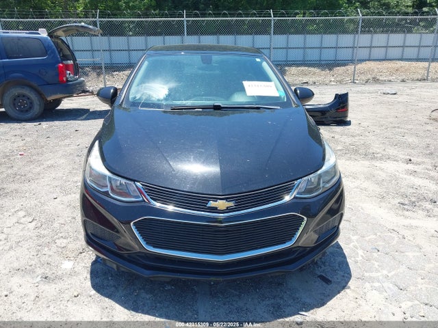 1G1BC5SM8H7113509 Chevrolet Cruze Ls Auto