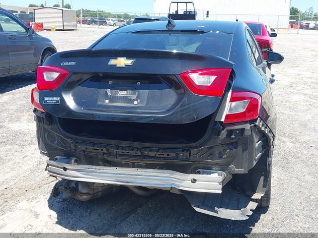 1G1BC5SM8H7113509 Chevrolet Cruze Ls Auto