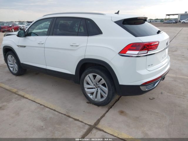 2021 VOLKSWAGEN ATLAS CROSS SPORT 1V2JE2CA4MC232349 Photo 2