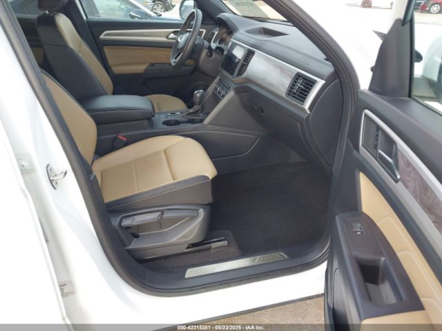 2021 VOLKSWAGEN ATLAS CROSS SPORT 1V2JE2CA4MC232349 Photo 4