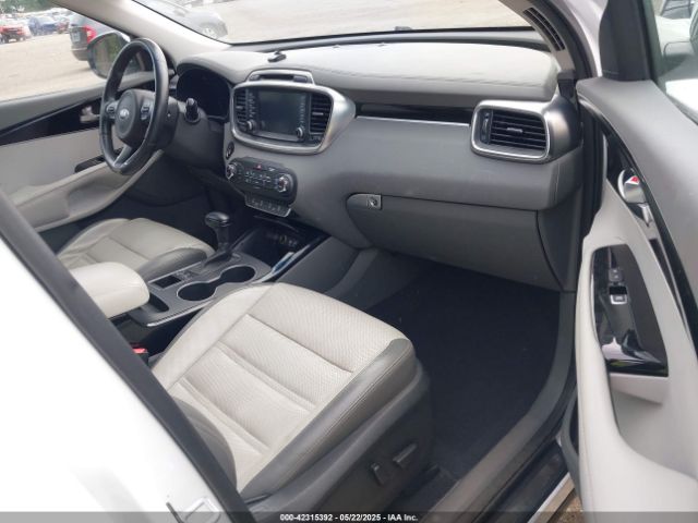 5XYPKDA56HG310105 KIA Sorento 3.3l Sx