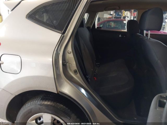 JN8AS5MV3FW256192 Nissan Rogue Select S