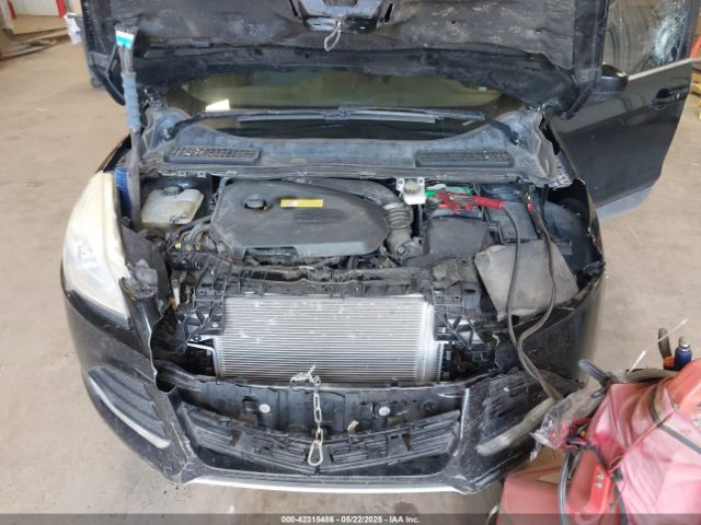 1FMCU9GX6GUB40187 Ford ESCAPE SE