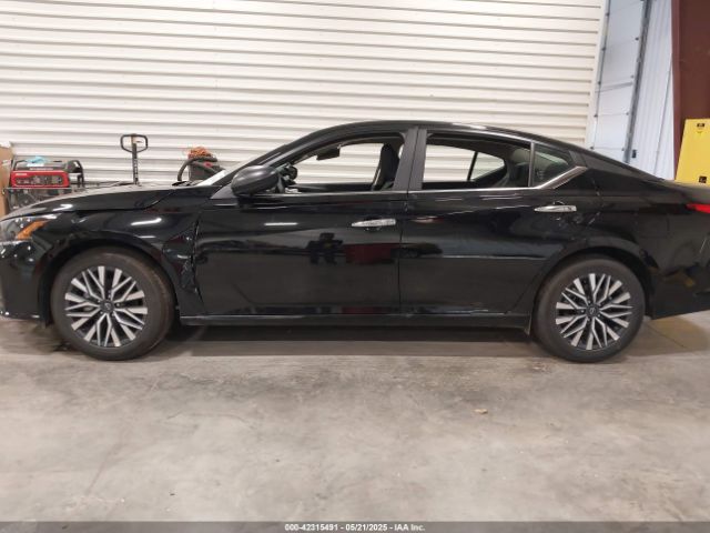1N4BL4DV4SN363409 Nissan Altima Sv Fwd