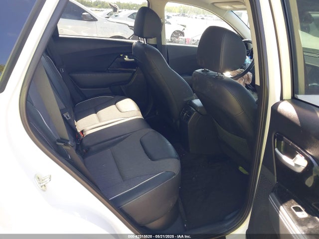 KNDCC3LG0N5129624 KIA Niro