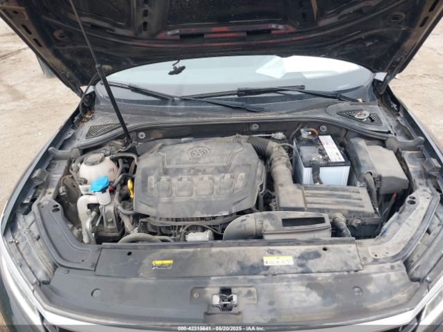 1VWBA7A31JC027874 Volkswagen Passat 2.0t Se