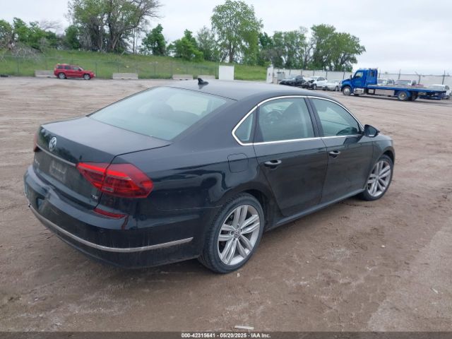 1VWBA7A31JC027874 Volkswagen Passat 2.0t Se