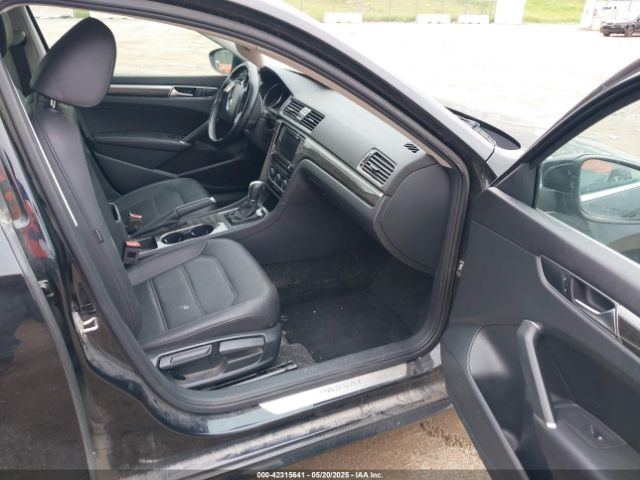1VWBA7A31JC027874 Volkswagen Passat 2.0t Se