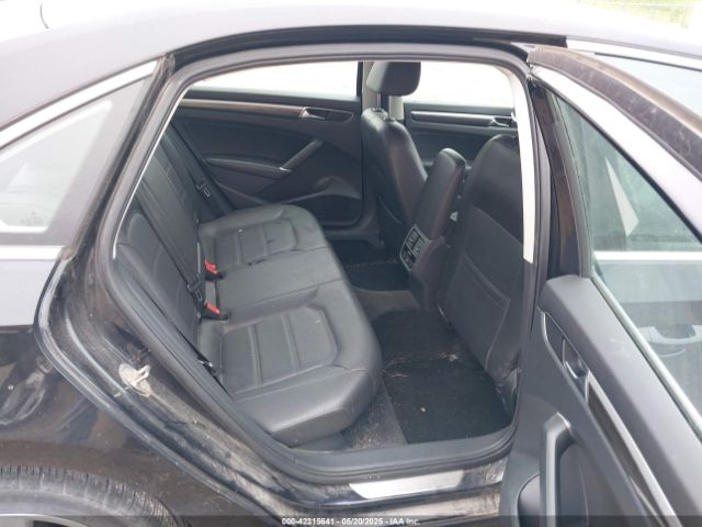 1VWBA7A31JC027874 Volkswagen Passat 2.0t Se