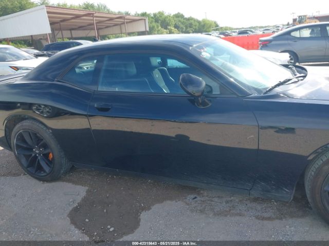 2C3CDZJGXNH242352 Dodge Challenger Gt