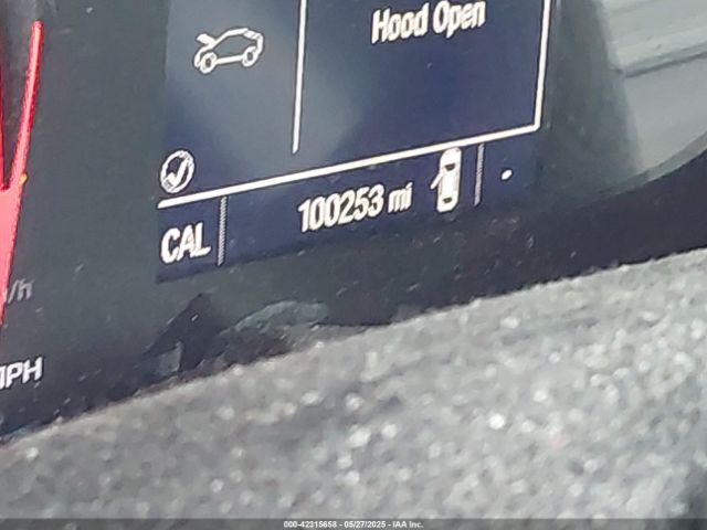 3GNCJLSB7JL240233 Chevrolet Trax Lt