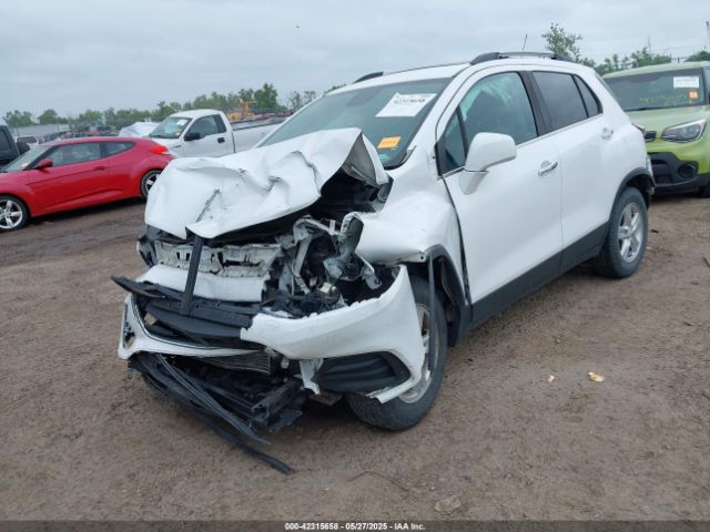 3GNCJLSB7JL240233 Chevrolet Trax Lt