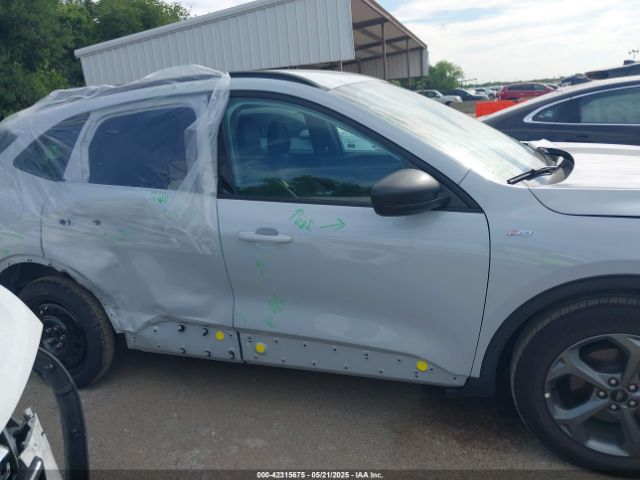 1FMCU0MN6SUA57026 Ford Escape St-line