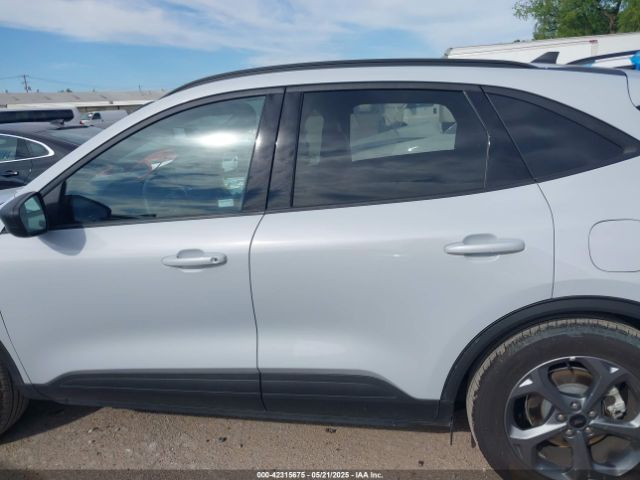 1FMCU0MN6SUA57026 Ford Escape St-line