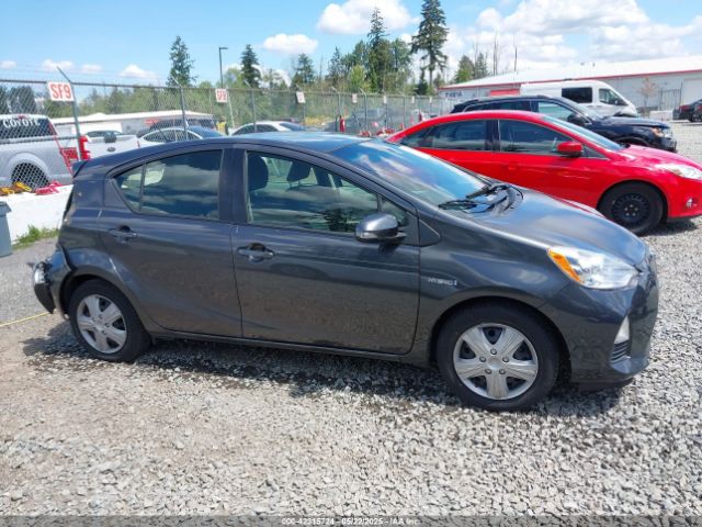 JTDKDTB36E1563626 Toyota Prius C Two