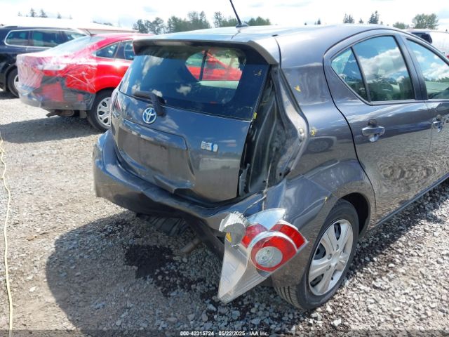JTDKDTB36E1563626 Toyota Prius C Two