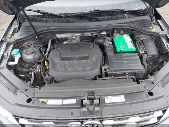 3VV2B7AX0JM134465 Volkswagen Tiguan 2.0t Se/2.0t Sel