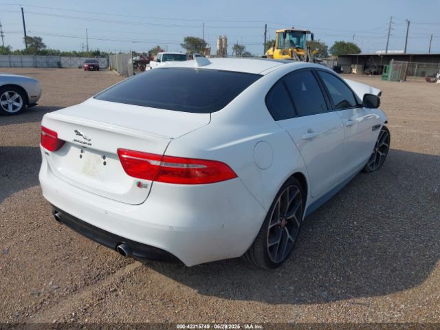 2018 JAGUAR XE SAJAG4FV5JCP36363 Photo 3